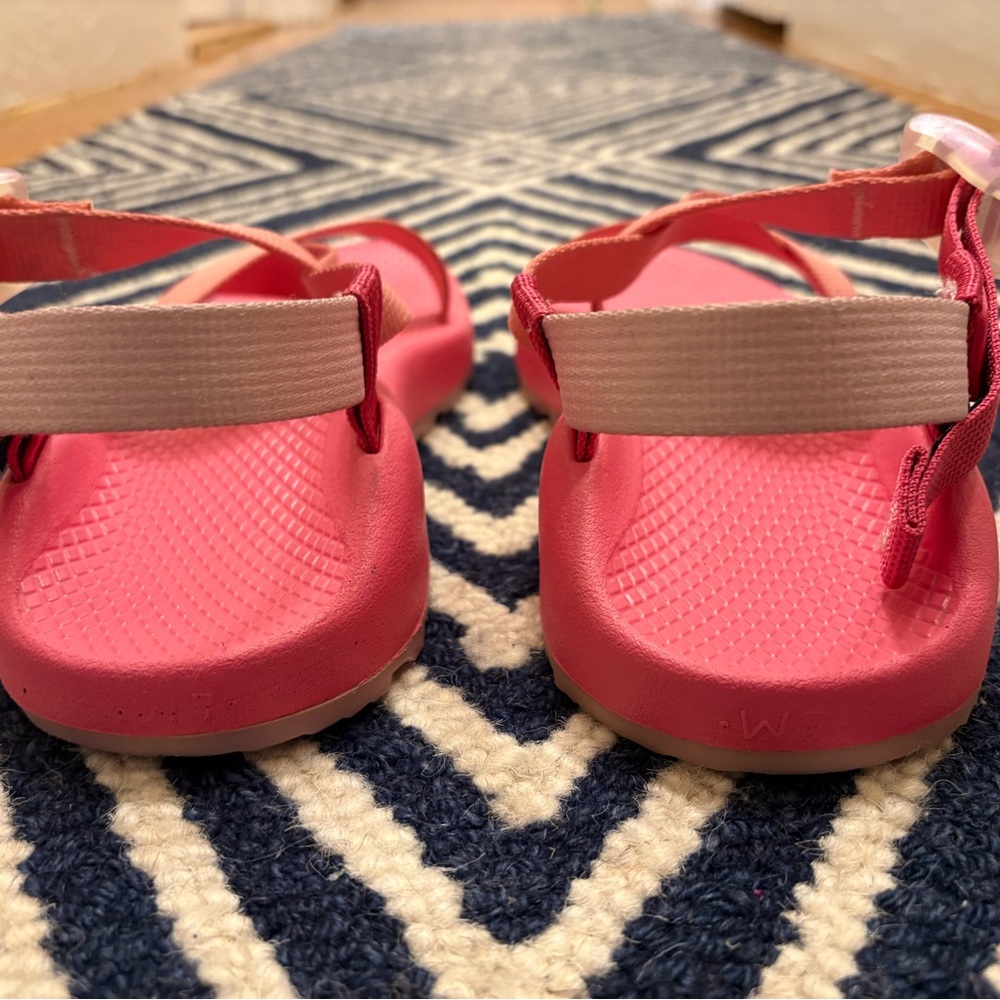 Mismatch Z / 1 Classic Sandal - Picture 4 of 5